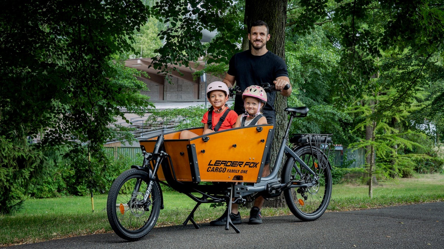 Leader Fox komt met nieuw logo en marketingstrategie