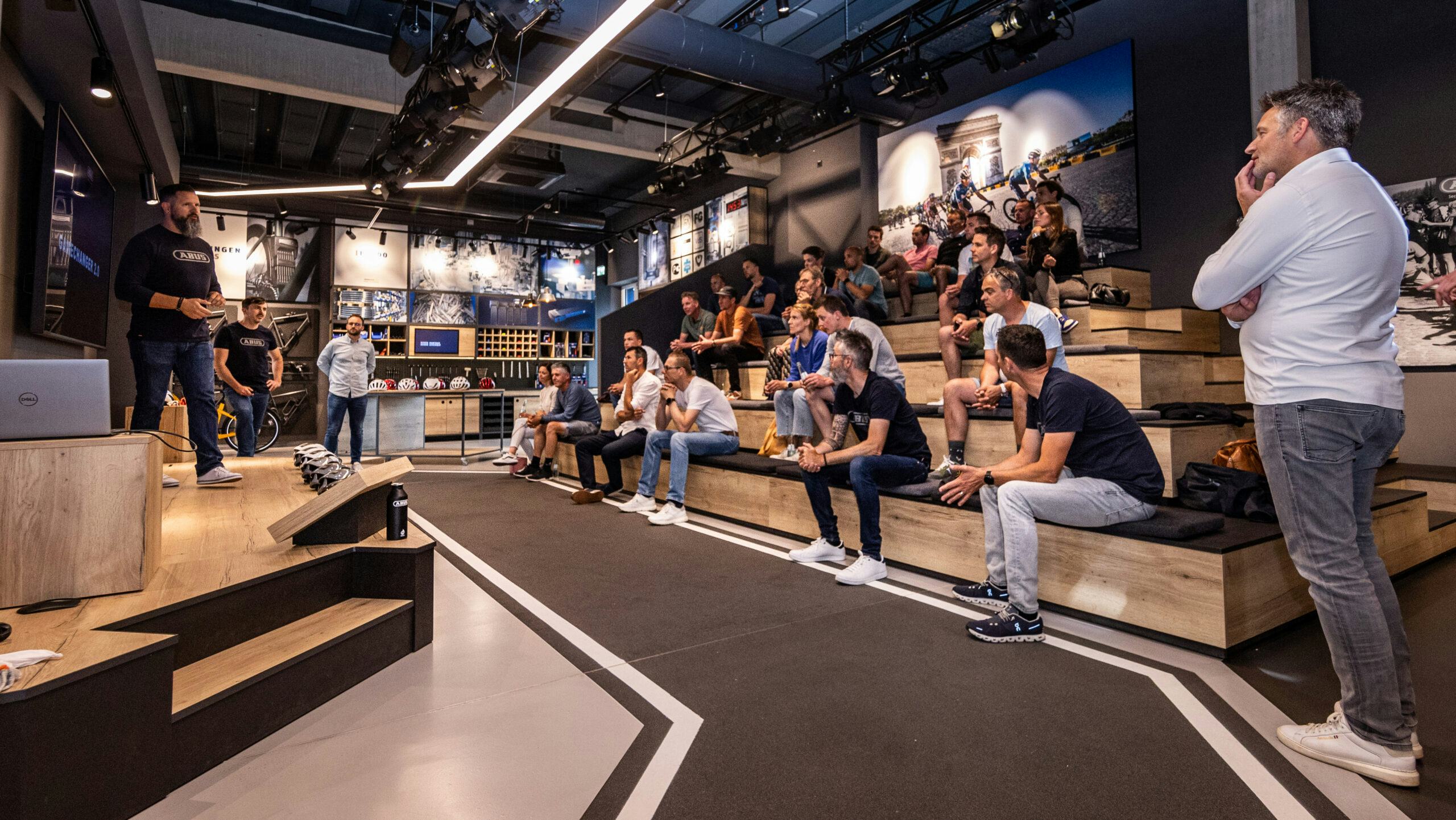 Krijg meer inzicht in ABUS-producten tijdens fabrieksbezoek