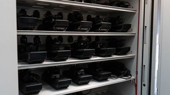 Momenteel onderzoekt het Comité Européen de Normalisation Electrotechnique (CENELEC) in Brussel of er voldoende draagvlak is om de VDMA 24994 in de hele Europese Unie als standaard te nemen. (Foto Battery Guard)