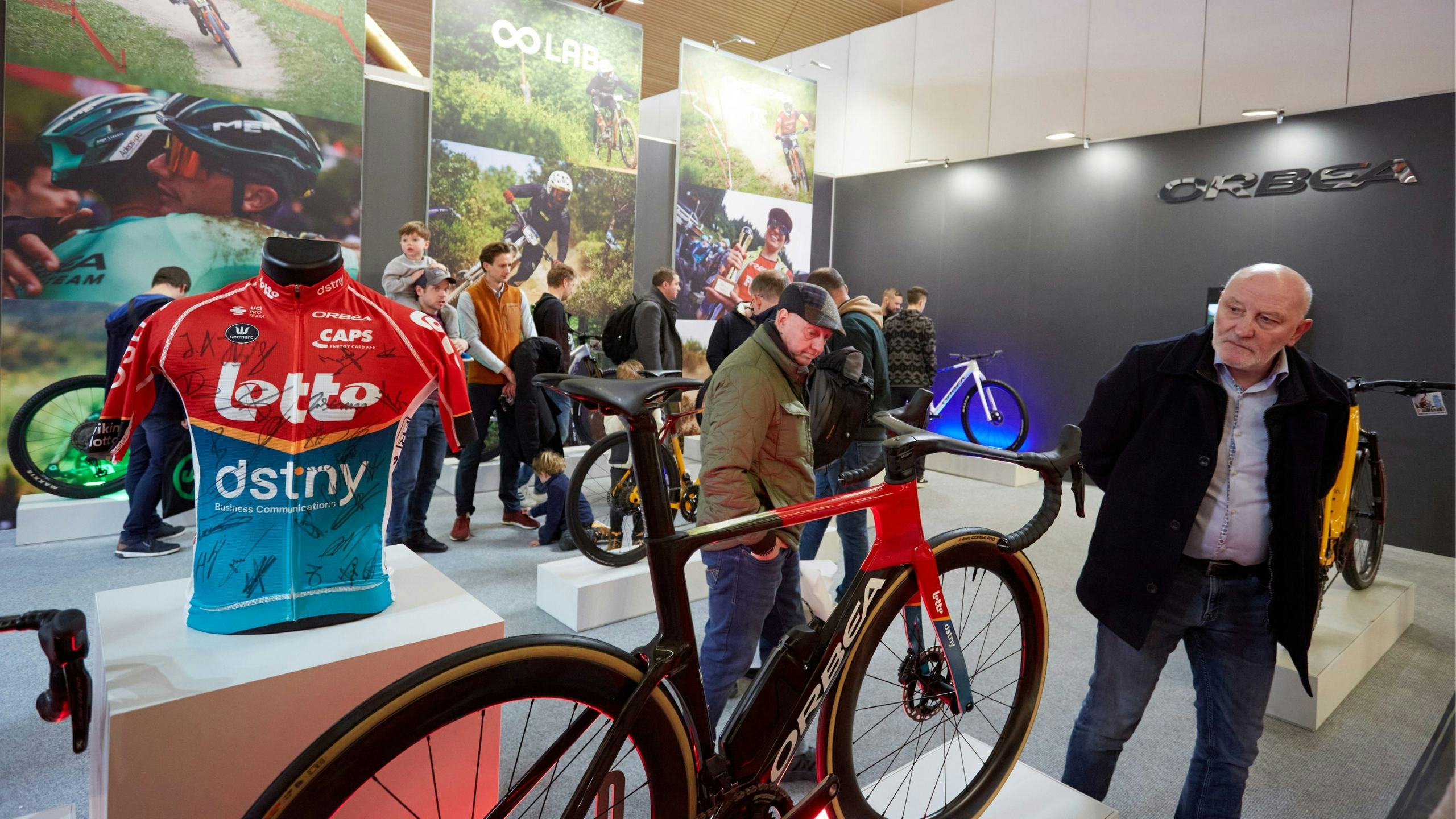 Op Velofollies zijn op vlak van racefietsen tal van nieuwe modellen en innovaties te zien. 