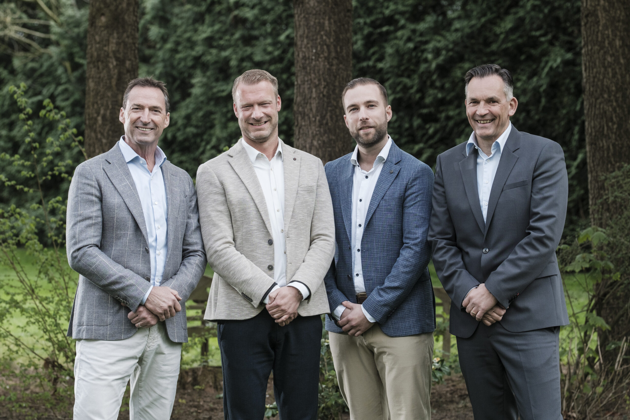 Op donderdag 10 april jl.  werd de overdracht formeel bekrachtigd met de toetreding van twee nieuwe directieleden: Vincent Heijligers en Richard Wildhagen (hier in het midden tussen Daan Luijkx en Han Hoendervangers).