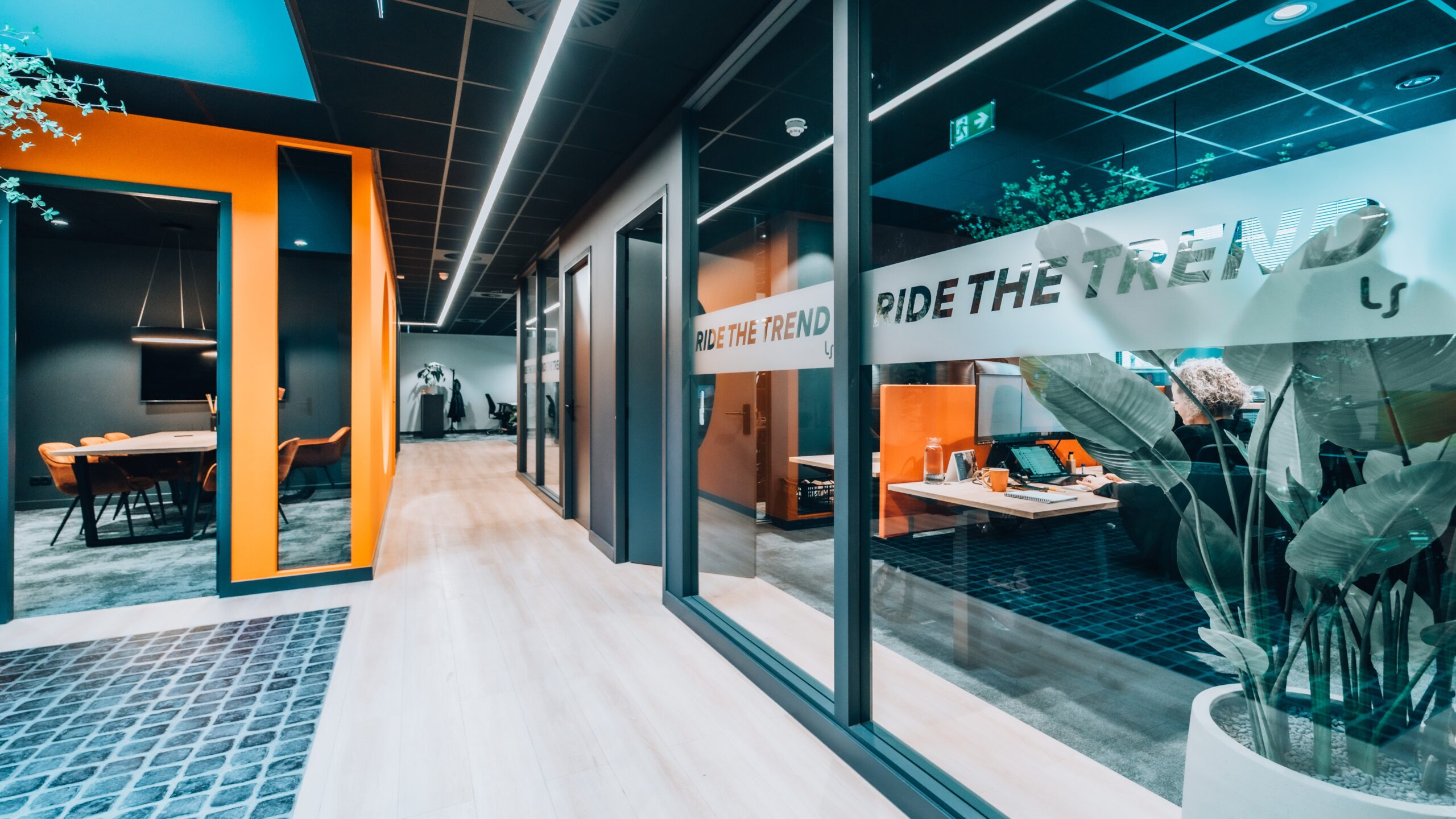 Op de kantoren van La Souris zitten de afdelingen dicht bij elkaar zodat de lijnen kort blijven. Foto: La Souris