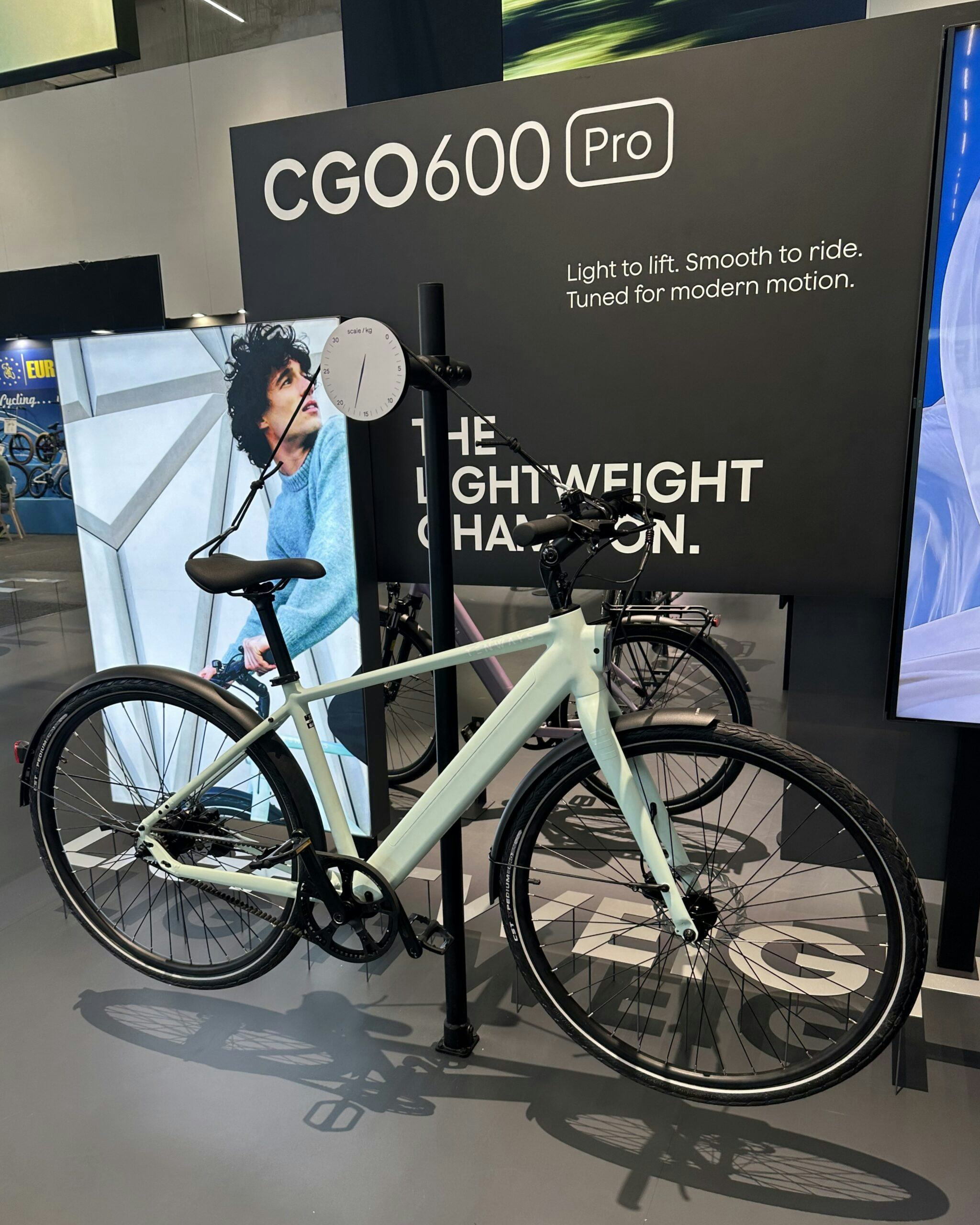 Op de Eurobike presenteerde Tenways de CGO600 Pro, een lichtgewicht e-bike van 17 kg.