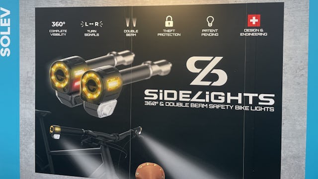 De start-up Solev toonde een richtingaanwijzers systeem.