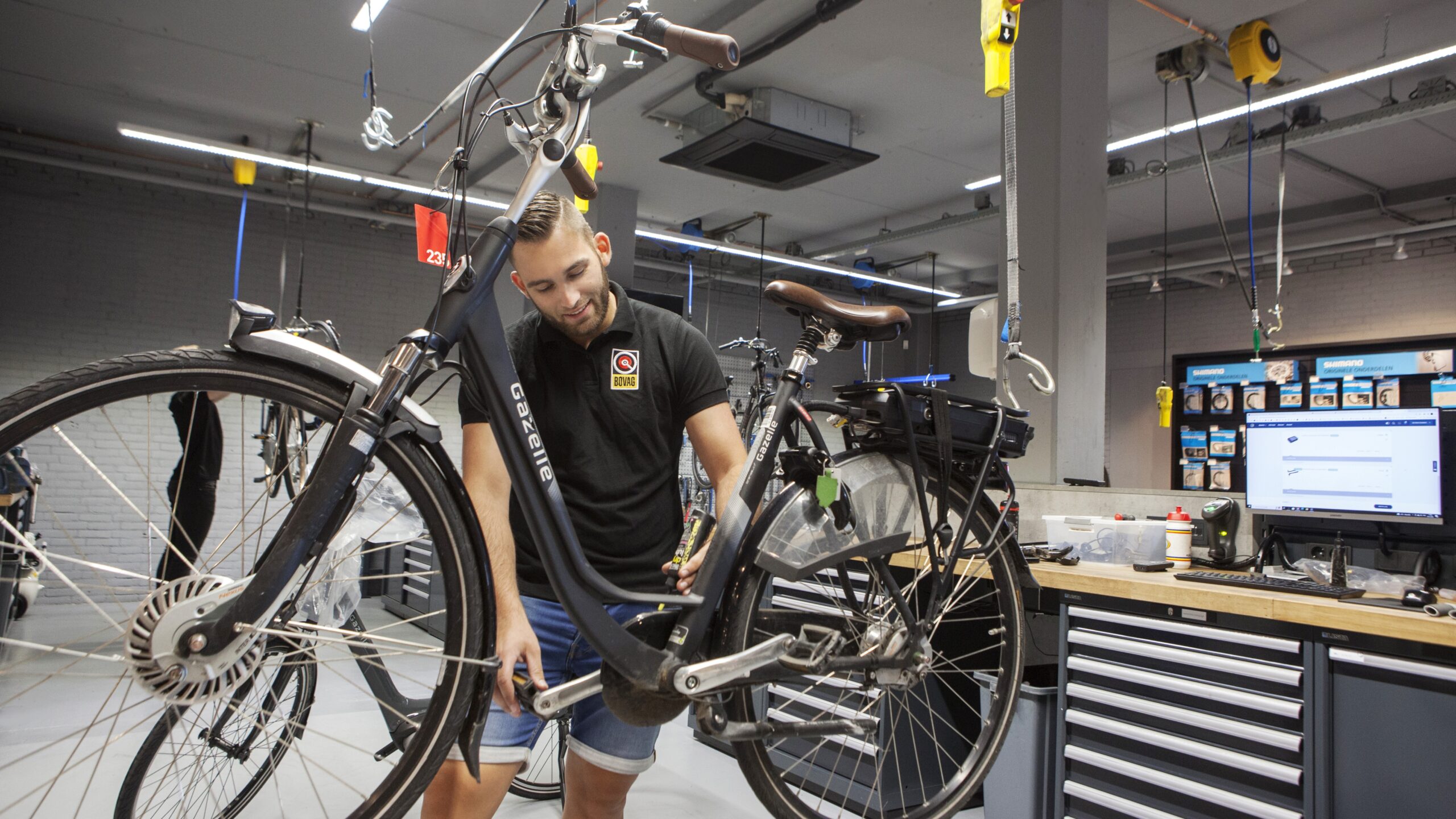  
Een groep BOVAG-fietsbedrijven die een jaar lang intensieve begeleiding krijgt en samen optrekt. Dat is het nieuwe traject ‘Meer met BOVAG’. Foto: BOVAG
