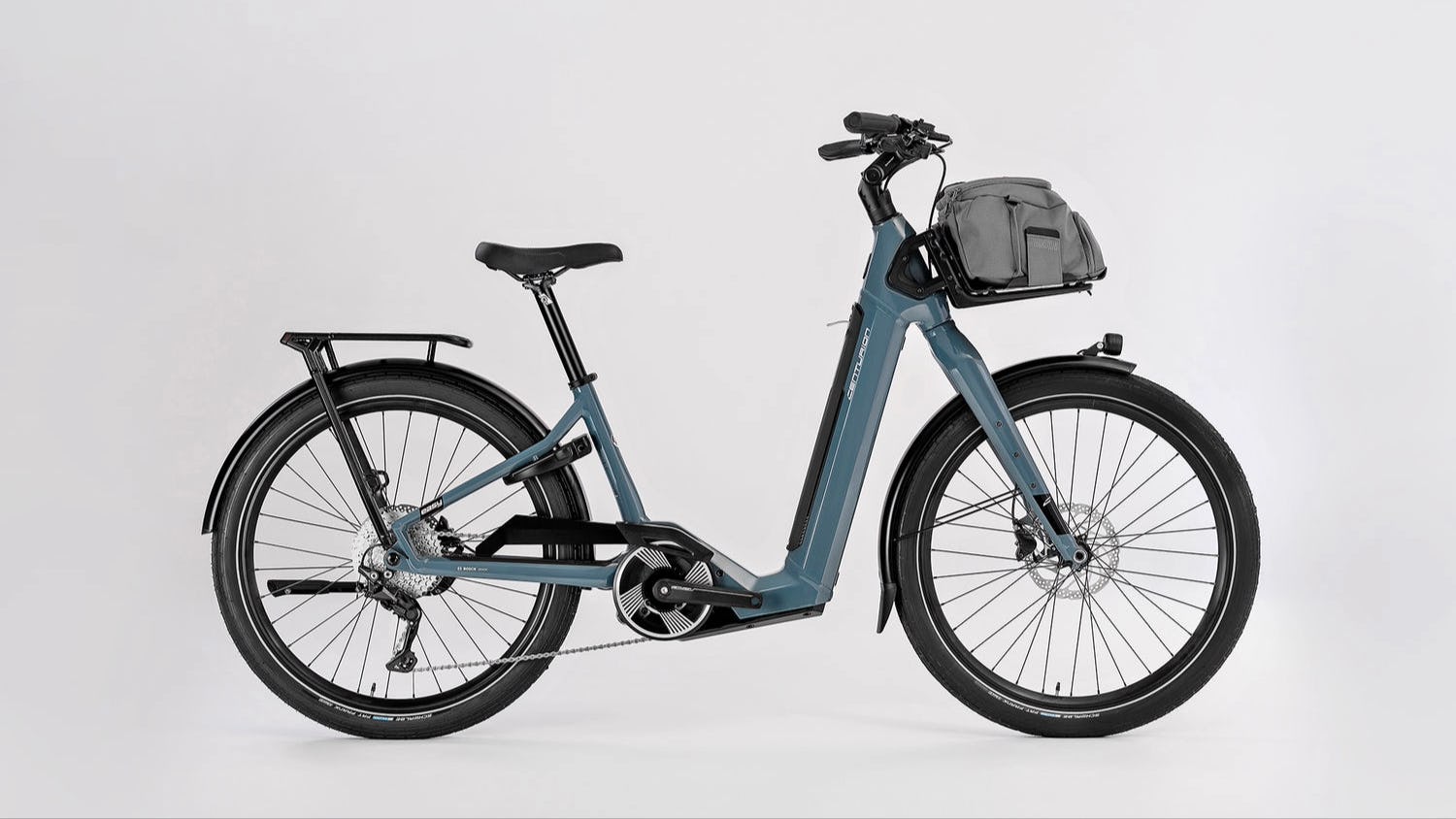 Lichte e-bike van Hercules en lage instap van Centurion trekken aandacht op dealershows