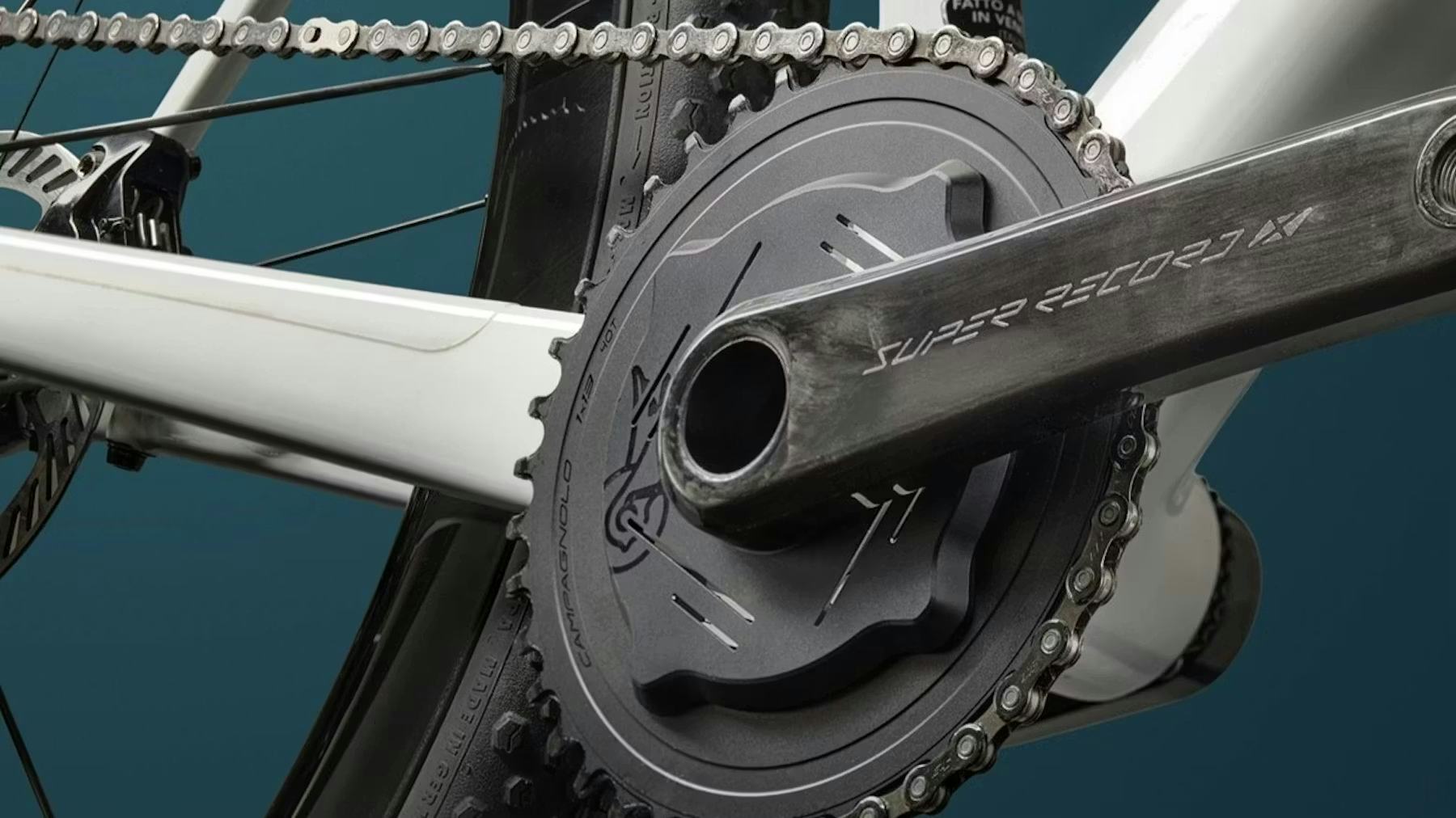 Campagnolo herhaalde dat de productie “Made in Italy" blijft. – Foto Campagnolo