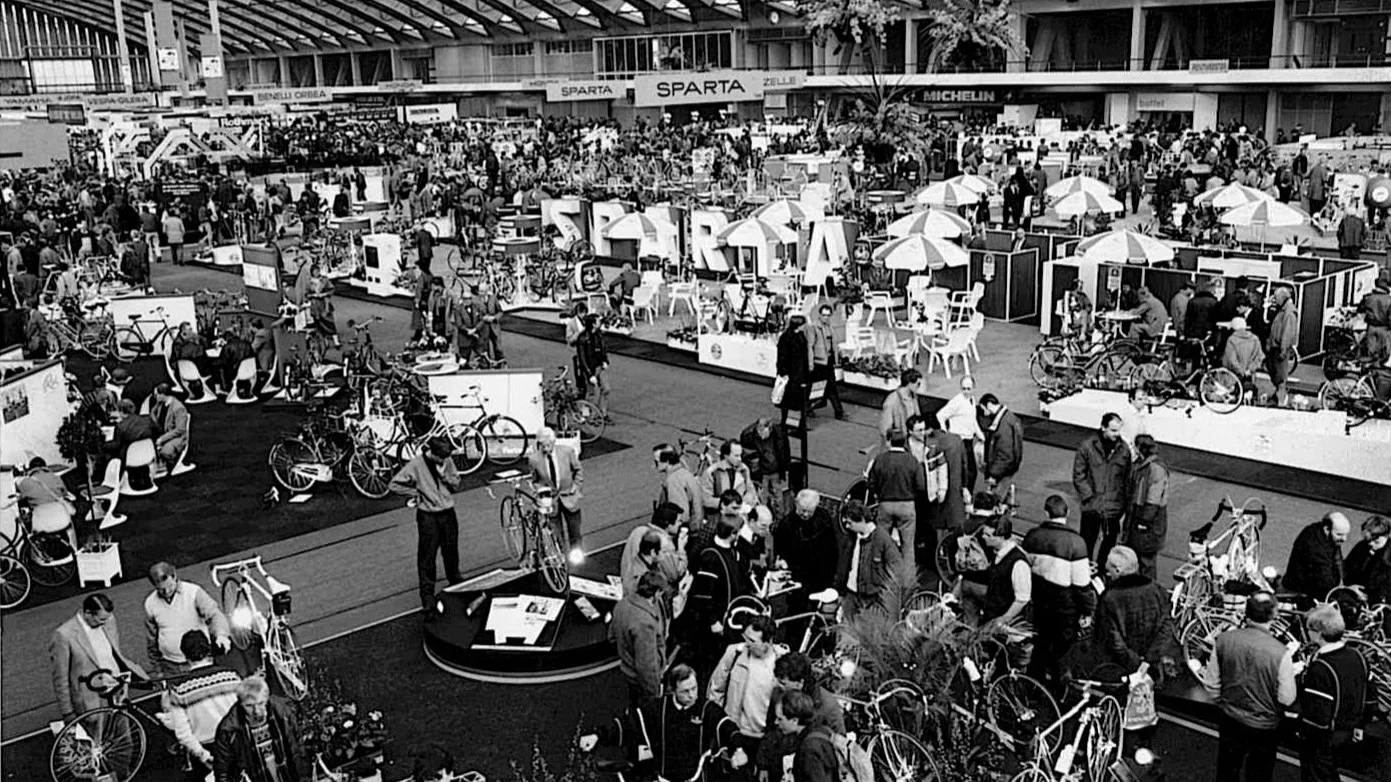 De FietsRAI in de jaren 90. (foto Schwalbe)