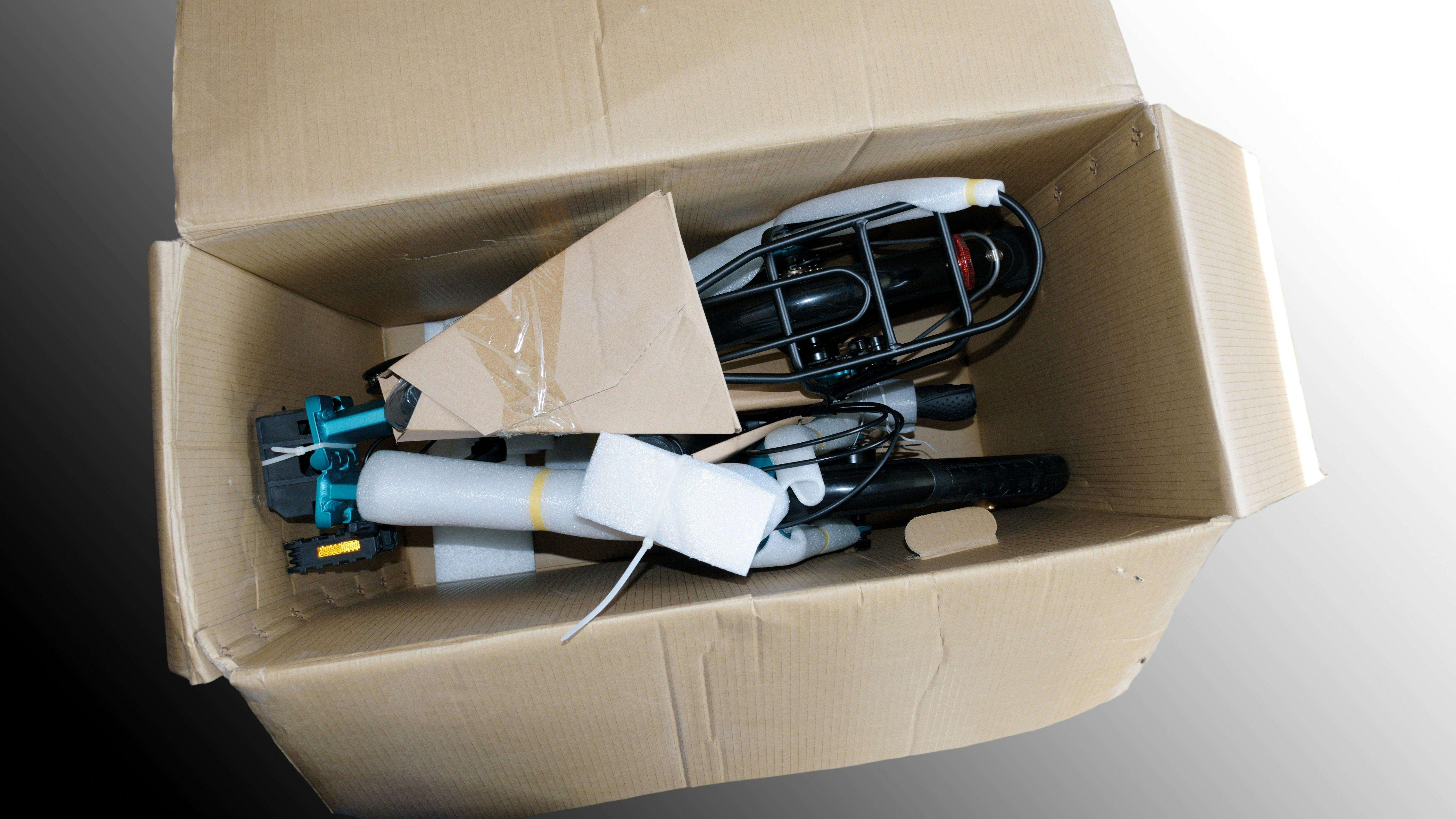 2556945De Europese e-bike aankoopgewoonten verschillen steeds meer: in sommige markten winnen online verkopen terrein, terwijl in andere landen de fysieke winkel dominant blijft. (fFoto Shutterstock)