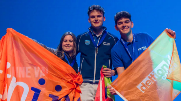 Pim Vaarhorst (ROC van Twente) won de wedstrijd. Zilver was er voor Rick ten Klooster (Deltion College) en brons voor Gabriëlle Griëtte Jeanne van den Berg (Rijn IJssel). (Foto Worldskills Netherlands)