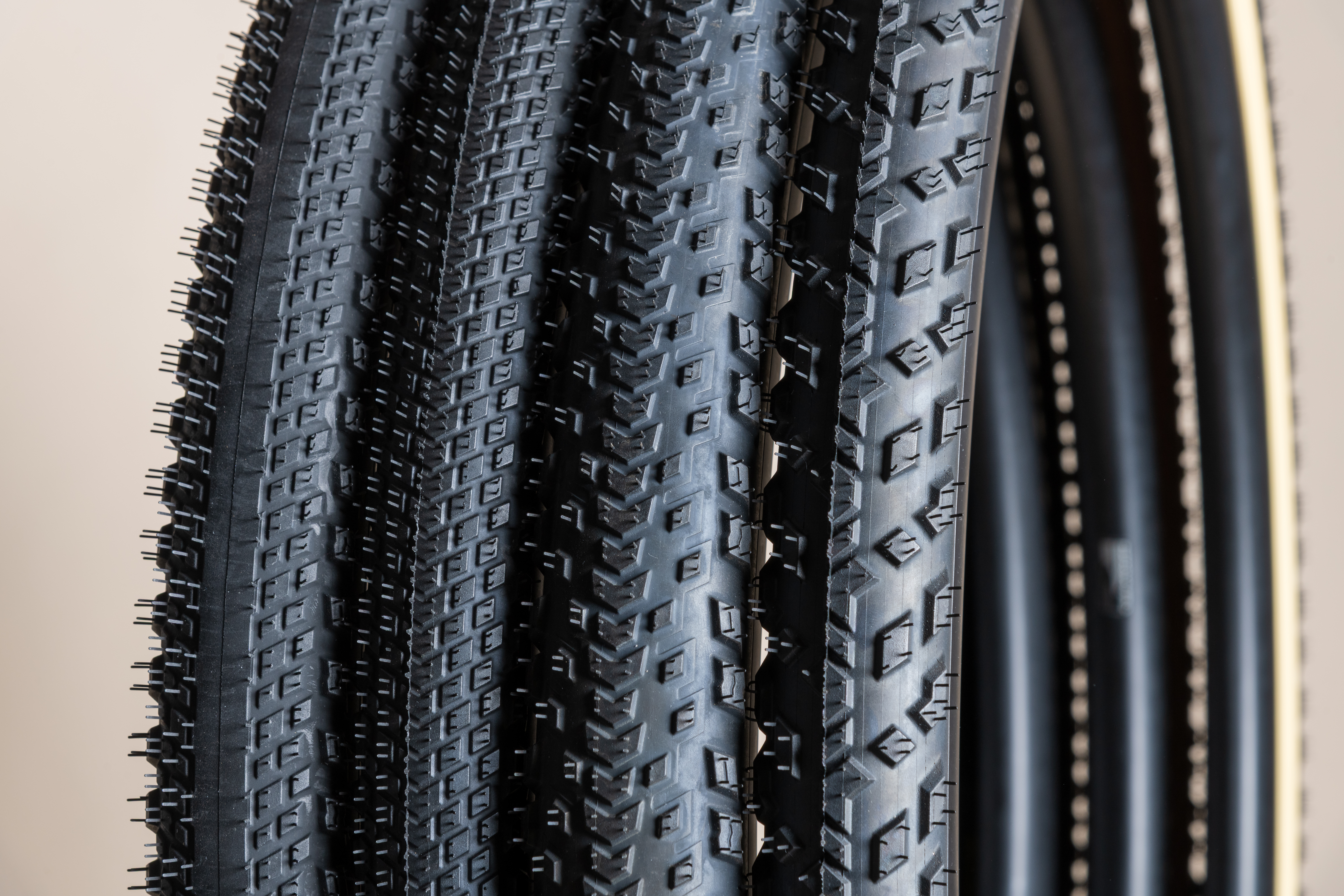 Pirelli presenteert nieuwe natuurrubber-gravelbanden
